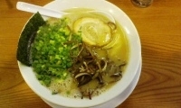 「ラーメン フツウ【650円】」@博多長浜らーめん ぼたん 高田馬場店の写真