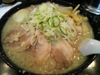 「とん塩チャ-シュウめん+味玉」@らーめん弁慶 浅草本店の写真