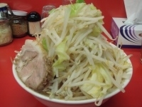 「小らーめん （太麺 野菜ダブル）」@らーめん豚喜の写真