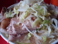 「小豚ダブル（ニンニクマシ、カラメ）」@ラーメン二郎 三田本店の写真