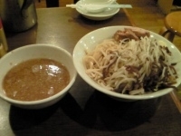 「つけめん（550円）+中盛（100円）」@にかいやの写真