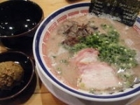 「ラーメン+赤オニ」@博多長浜らーめん 田中商店の写真