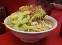 「小豚ラーメン（ニンニク・野菜・アブラ）」@ラーメン二郎 ひばりヶ丘駅前店の写真