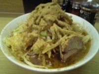 「小ラーメン（ニンニク、カラメ）650円+カツオくん150円」@ラーメン二郎 栃木街道店の写真