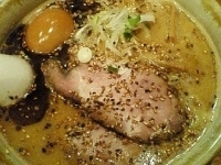 「胡麻らーめん（700円）・大盛り（100円）・味玉（雑誌クーポン」@拉麺 阿修羅 船橋本店の写真