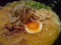 「味噌えび香味ラーメン830円（夜営業のみ30食限定）」@ラーメンダイニング ほんまれの写真