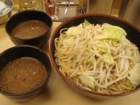 「野菜つけ（大盛）あつもり」@つけめん朝日の写真