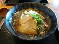 「醤油こがしらぁめん」@北海道らぁめん 伝丸 越谷店の写真