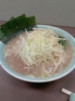 「ネギラーメン 麺固」@本牧家 本店の写真