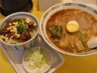 「太肉丼セット（桂花ラーメンと太肉丼のセット）」@桂花ラーメン 池袋サンシャイン60通り店の写真