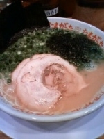 「ラーメン（普通）+青のり+替玉」@九州大分らぁめん たまがった 西口店の写真