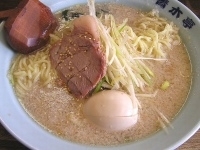 「ネギラーメン小（味付たまごトッピング）」@ラーメン青木亭 草加店の写真