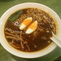 「スパイシーそばカレー風味+カレー140CCマシ」@インディアン 池上店の写真