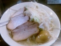 「野菜とんこつ味玉チャーシュー麺」@らーめんの円熟屋 大里店の写真