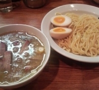 「半肉入りつけ麺+味玉」@麺 髙はしの写真
