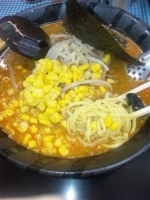 「辛味噌（太麺）+コーン←水曜サービス 800円」@支那そば轟やの写真