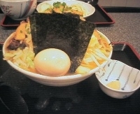 「くわ田らぁ麺（太麺）￥1,050」@美味食間 くわ田の写真