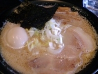 「ラーメン￥700+味玉￥100」@麺屋 一心の写真