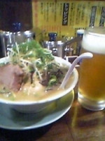 「メロディーラーメン + もやし + 替玉 + ビール」@九州とんこつラーメン メロディー 大宮店の写真
