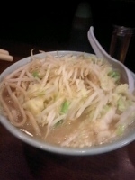 「ラーメン（ヤサイニンニク）」@ラーメン二郎 池袋東口店の写真