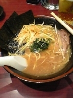 「ネギチャーシューメン（880円）」@せい家 阿佐ヶ谷店の写真