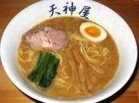 「醤油らーめん 680円」@秋葉原ラーメン 天神屋 秋葉原本店の写真