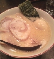 「チャーシューメン+味玉」@百歩ラーメン 北浦和店の写真