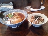 「らあめん・チャーシュー丼セット」@ら・めん 風の写真