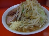 「小ラーメン（ニンニクカラメ）650円」@ラーメン二郎 神田神保町店の写真