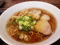 「中華そばしょう油ラーメン+日替わりセット」@らーめん居酒屋 風火山の写真
