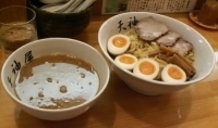 「特製つけ麺（中盛）with味玉」@秋葉原ラーメン 天神屋 秋葉原本店の写真