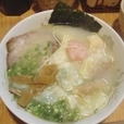 五色雲呑麺（5個） 850円
