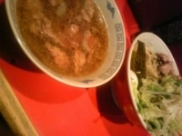 「豚玉子入りざるラーメン」@ラーメン二郎 府中店の写真