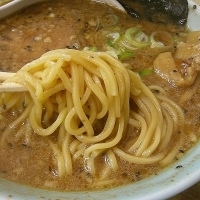 「味噌ラーメン￥600+特濃￥100+背脂￥0」@ラーメン 日本一の写真