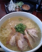 「比内地鶏らーめん950円」@麺屋こころの写真