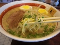 「味噌らーめん650円」@生粋 博多らぁめんふくちゃん 築地総本店の写真