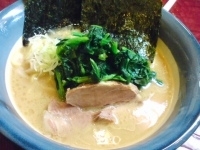 「ラーメン（麺固め）+ほうれん草」@らーめん 太平の写真