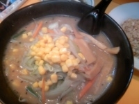 「みそラーメン730円半チャーハン400円」@札幌ラーメン しれとこの写真