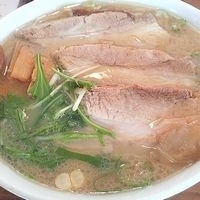 「トロトロ厚切りチャーシュー麺（1日15食限定） ￥950」@らーめんドラゴンの写真
