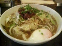 「味噌らぁめん+温玉（900円）」@らぁめん山嵐の写真