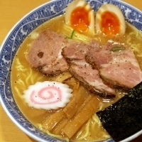 「特製中華そば 大盛 950円」@中華そば 青葉 池袋サンシャイン店の写真