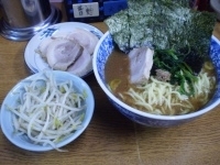 「肉ラーメン並」@ラーメン虎ノ穴の写真