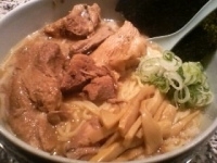 「背脂醤油ラーメン（800円）+（チャーシュー200円）」@元祖脂そば 背脂醤油 のあの写真