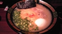 「ラーメン（790円）+味付玉子（100円）+海苔（50円）」@一蘭 アトレ上野 山下口店の写真