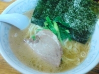 「ラーメン（麺固め）」@横浜ラーメン厨房 うえむらやの写真