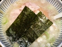 「ハッスル塩ラーメン」@ハッスルラーメンホンマ 日本橋浜町店の写真