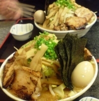 「くわ田らぁめん（太麺）」@美味食間 くわ田の写真