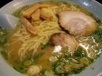 「味噌ラーメン（大盛り）」@旭川ラーメン 赤れんがの写真