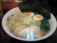 「特製らーめん（800円）」@ラーメン寺子屋 麺倶楽部の写真