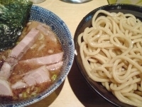 「つけめん+半チャーシュー」@くり山の写真